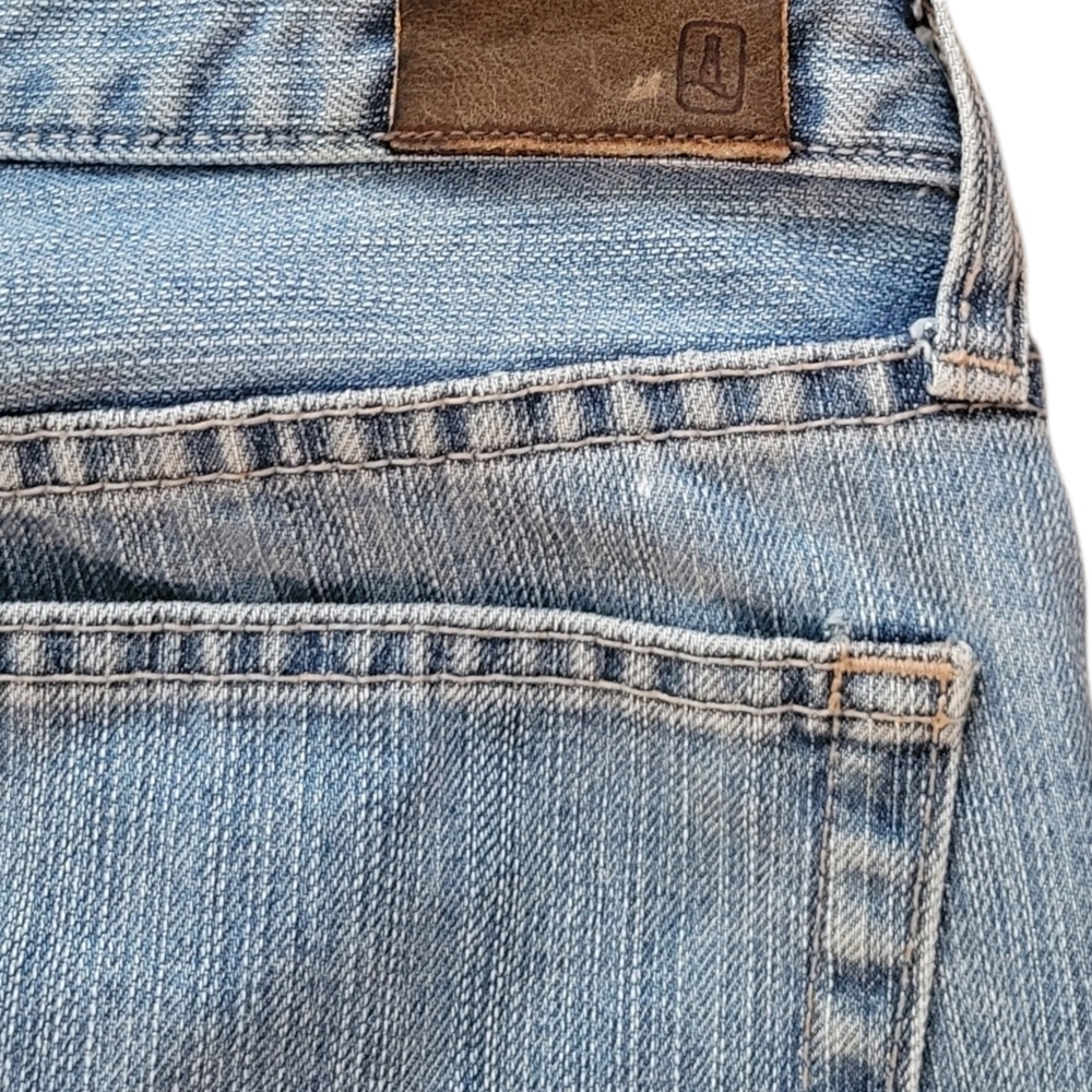 Lands' End Light Wash Blue Men's Jeans - Picture 2 of 5